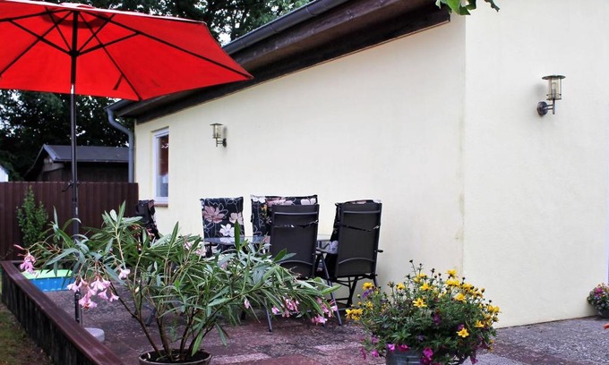 Dorf Gutow House | Gemuetliches Ferienhaus in Dorf Gutow am Meer