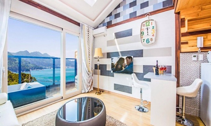 Geoje House | Geojedo Haebaram Pension