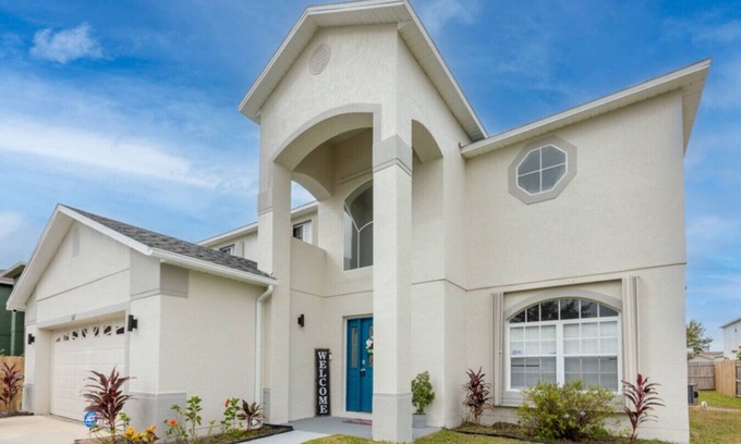 Poinciana House | Getaway & Comfy House w/Pool