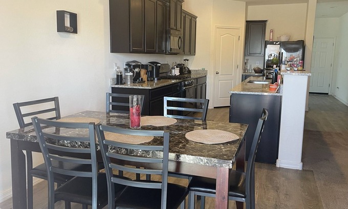 Maricopa House | Getaway Home Away From Home