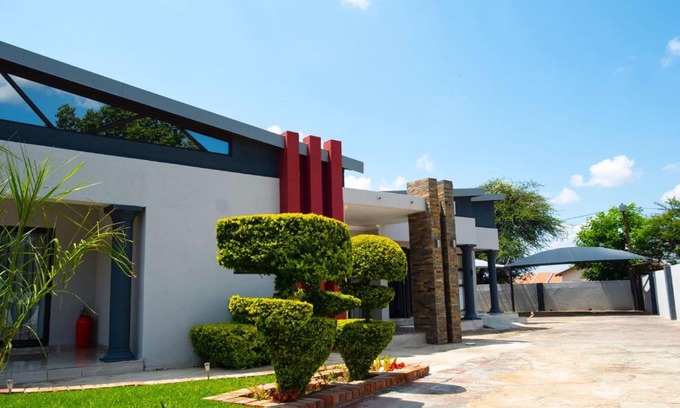 Moses Kotane Bed & Breakfast | Getty's Bed and Breakfast
