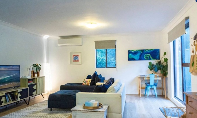 Nelson Bay Apartment | Gidgets on Gretel - less than 250m from the beach