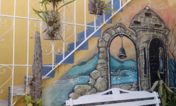 Tivoli House | Girasol and Friends Rooms