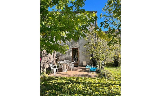Avene Cottage | Gite abeille, Comfortable and quiet house