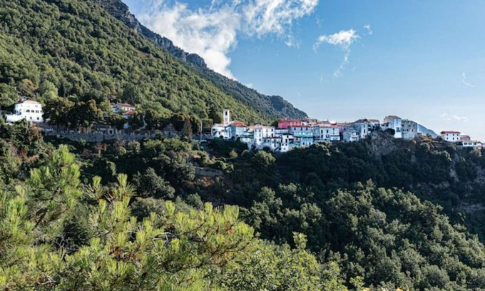 Revest-les-Roches Apartment | Gite Arrière Pays Niçois