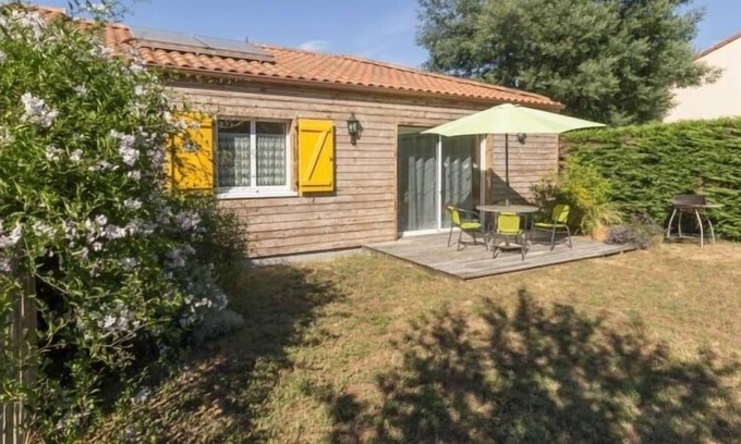 Chaumes-en-Retz Cottage | Gite Arthon-en-Retz, 2 bedrooms, 4 persons