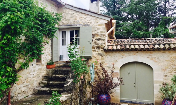 Pierrerue House | GITE COCOTTE LUBERON, NATURE AND SWIMMING POOL IN FORCALQUIER