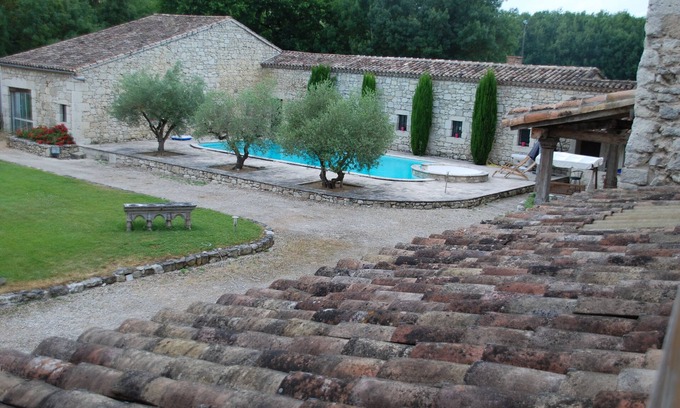 Puymirol Other | Gite DE Bellecombe AU Chateau Plaisir de la Campagne Proche des Parcs de Loisirs