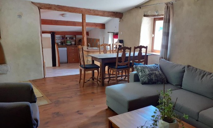 Ponet-et-Saint-Auban House | Gite de Pascal et Virginie