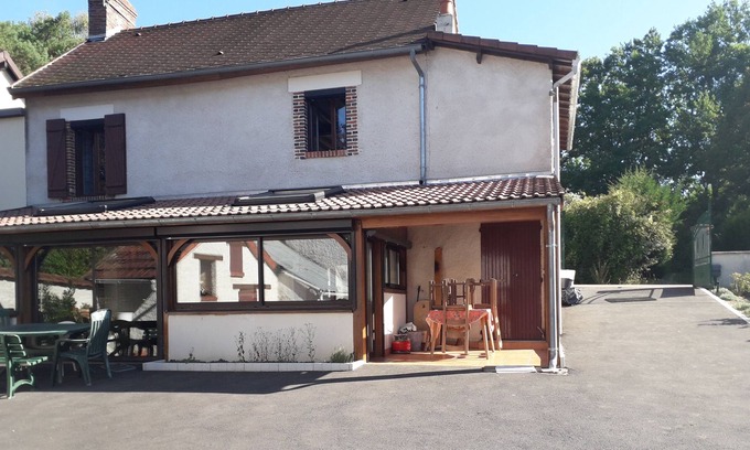 Saint-Amand-en-Puisaye Bed & Breakfast | gite des potiers
