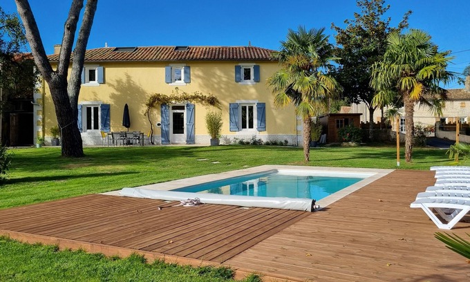 Thorigne House | Gîte du Ruban Vert with private swimming pool