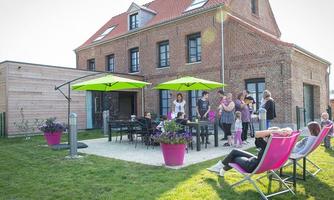 Haverskerque Cottage | Gite Haverskerque, 5 bedrooms, 12 persons