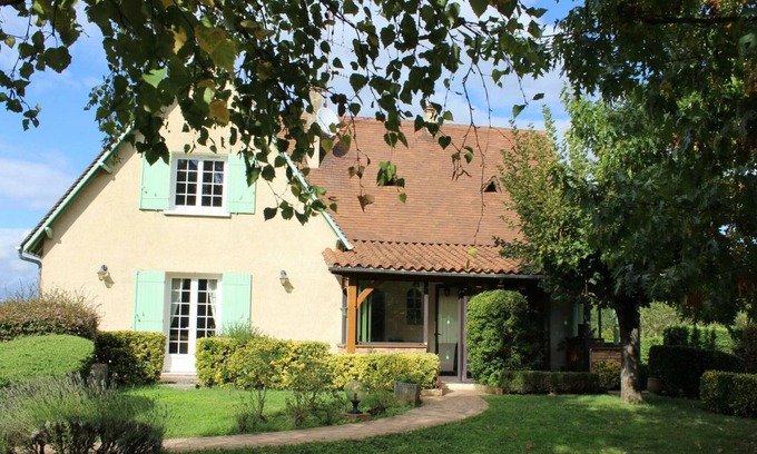 Lamonzie-Saint-Martin House | Gite Lamonzie-Saint-Martin, 2 bedrooms, 4 persons
