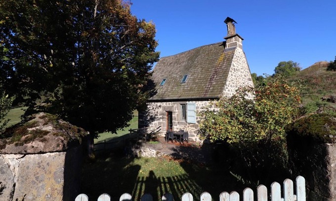 Laroquevieille Cottage | Gite Laroquevieille, 2 bedrooms, 4 persons