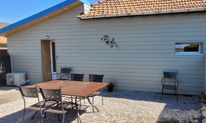 Tangry House | Gîte 'Les Gites Des Hauts Pays' with Private Terrace, Wi-Fi and Air Conditioning