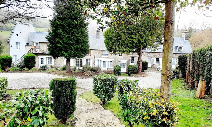 Clecy House | Gite of the little Switzerland "JASMIN