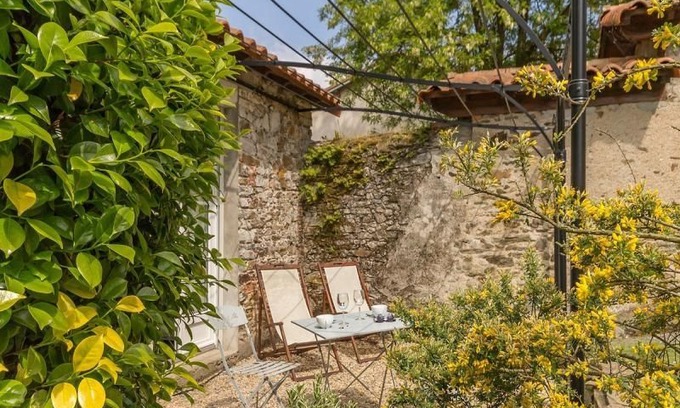 Saint-Sebastien-sur-Loire House | Gite Saint-Sébastien-sur-Loire, 1 bedroom, 2 persons