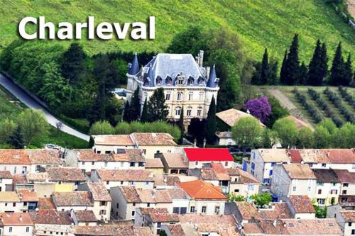 Charleval Apartment | GitesLuberon 2 F2