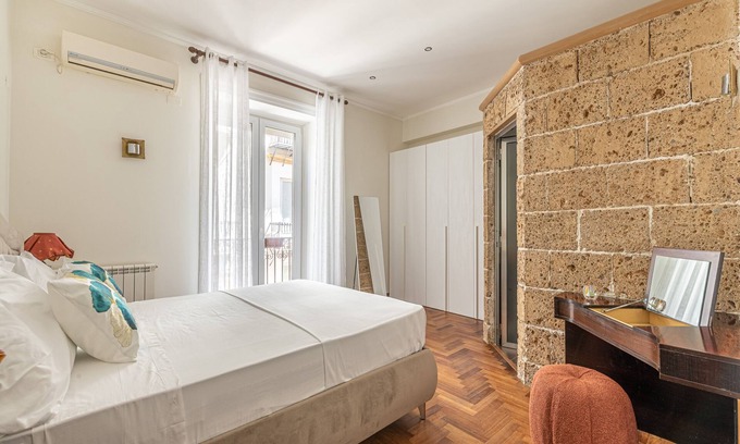 Centro Storico Apartment | Giudici Three Bedrooms Apartment