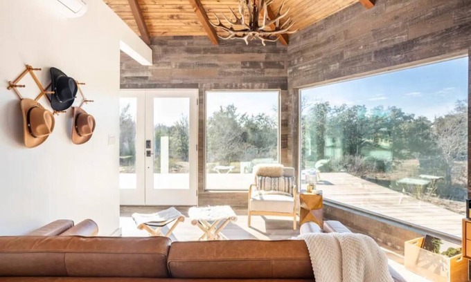 Fredericksburg Cabin | Glamp under the stars with friends, each in your own cabin! Reset in nature