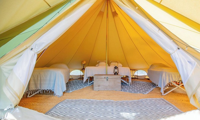 Allonnes RV Rental | Glamping 'Hébergement Insolite En Tente' with Private Garden