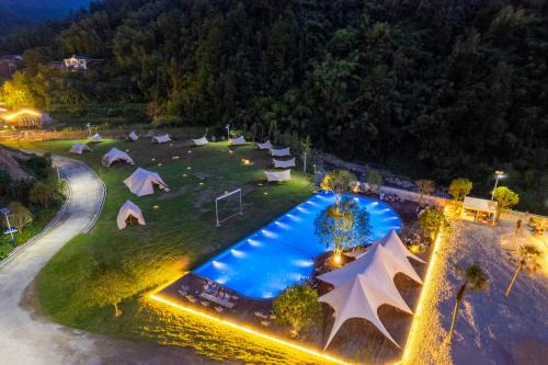 Wulingyuan Hotel | Glamping Resort-At National Forest Park with Free Shuttle