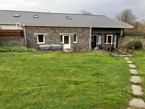 Llanelli House | Glanmwrwg Barn