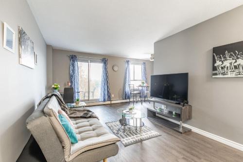 Rosedale Apartment | Glenview West Apt with Patio - Near Downtown