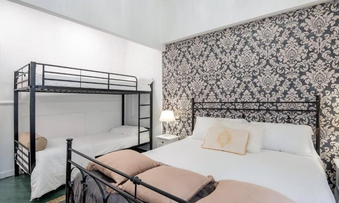 Marsala Apartment | Glint House Rome-Apartment Deluxe