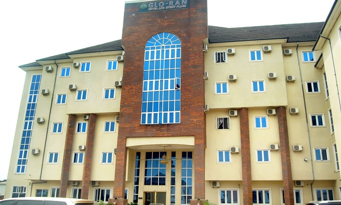 Owerri Hotel | Glo-ran Hotel and Event Place