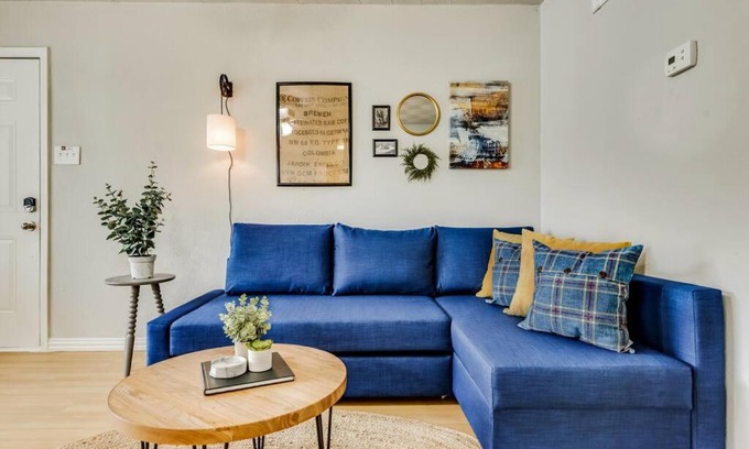 Old East Dallas Apartment | Global Cup The Classic - Near Knox Henderson