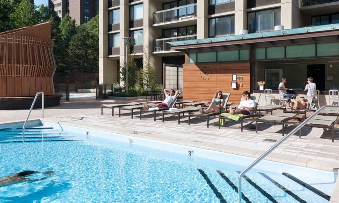 Chinatown Apartment | Global Luxury Suites at The Theater District