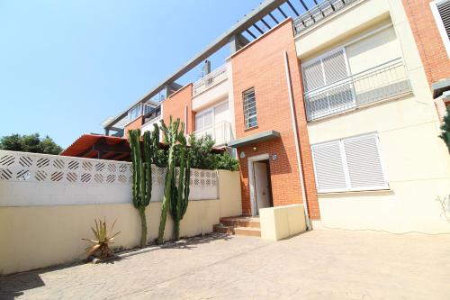 Sagunto House | Global Properties, Moderno y practico adosado en Puerto de Sagunto