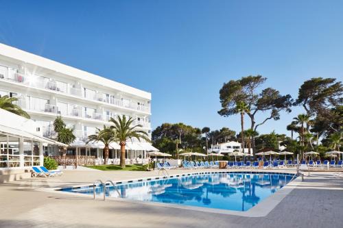 Cala Blanca Hotel | Globales Cala Blanca
