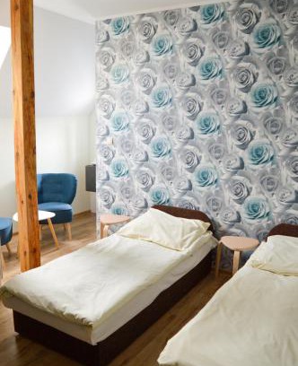 Gniezno Bed & Breakfast | Gościniec w Dolinie