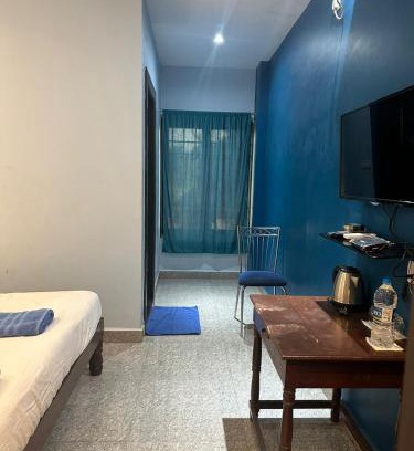 Vagator Bed & Breakfast | GOAROUND- Sita Comforts at Vagator Petrol Pump by Goaround Homes