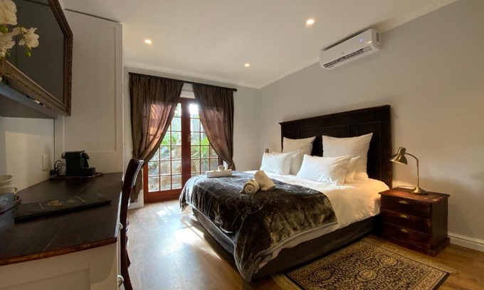 Edgemead House | Goblin's Mead