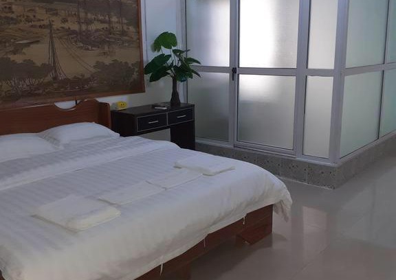 Teshie Hotel | Gold7 Hotel