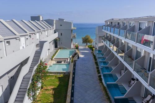 Drosia Hotel | Golden Coast Suites