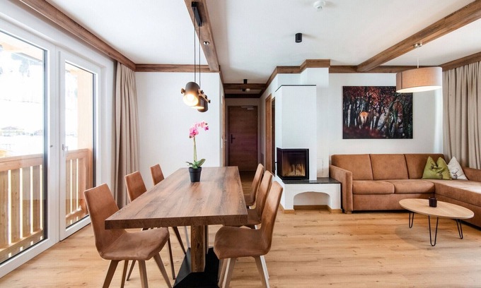 Rauris Apartment | Golden Lodges Resort near the ski lift