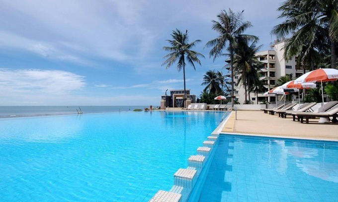 Pak Nam Pran Hotel | Golden Pine Beach Resort & Spa