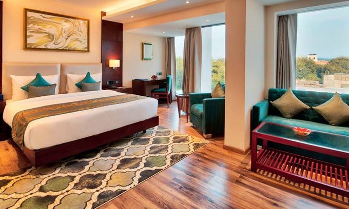 Panch Batti Hotel | Golden Tulip Essential Jaipur