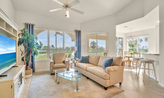 Tropical Cove House | Golf Green Lodge at Lexington CC Golf Village