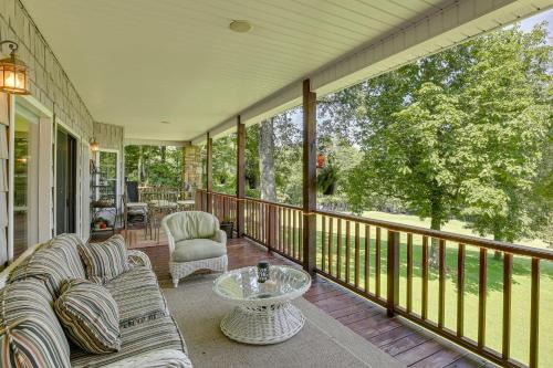 Roaring Gap House | Golf, Hike and Explore Blue Ridge Mtn Haven with Deck