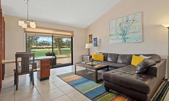 Palm Desert Resort | GOLF RESORT LIVING AT ITS FINEST