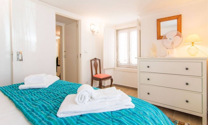 Cascais Apartment | Gomes Freire Delight