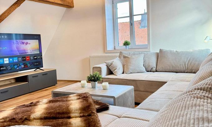 Freudenstadt Apartment | Good Wood Apartment- The Nest I Modern half-timbered house on the market square in Freudenstadt