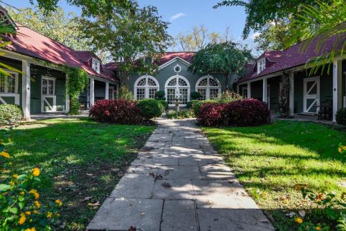 Middleburg Hotel | Goodstone Inn & Restaurant