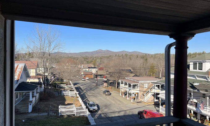 North Creek Apartment | Gore Mountain Lift View, The Eagles Nest: 251 Main St, Fl 3