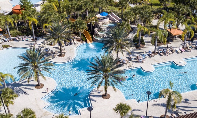 Loughman House | Gorgeous 5Bd w/Pool & Jacuzzi @ Solterra Resort 6071